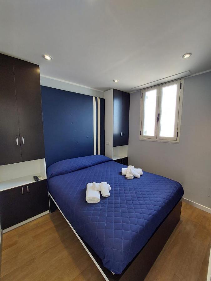 La Stanza Sul Porto Di Amalfi Camera Piccina Piccina Con Bagno Privato E Terrazzino Vista Mare Exterior foto