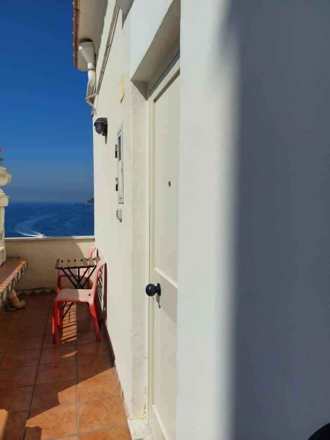 La Stanza Sul Porto Di Amalfi Camera Piccina Piccina Con Bagno Privato E Terrazzino Vista Mare Exterior foto